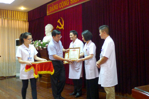 Thêm bài học để đảm bảo an toàn cho cán bộ y tế